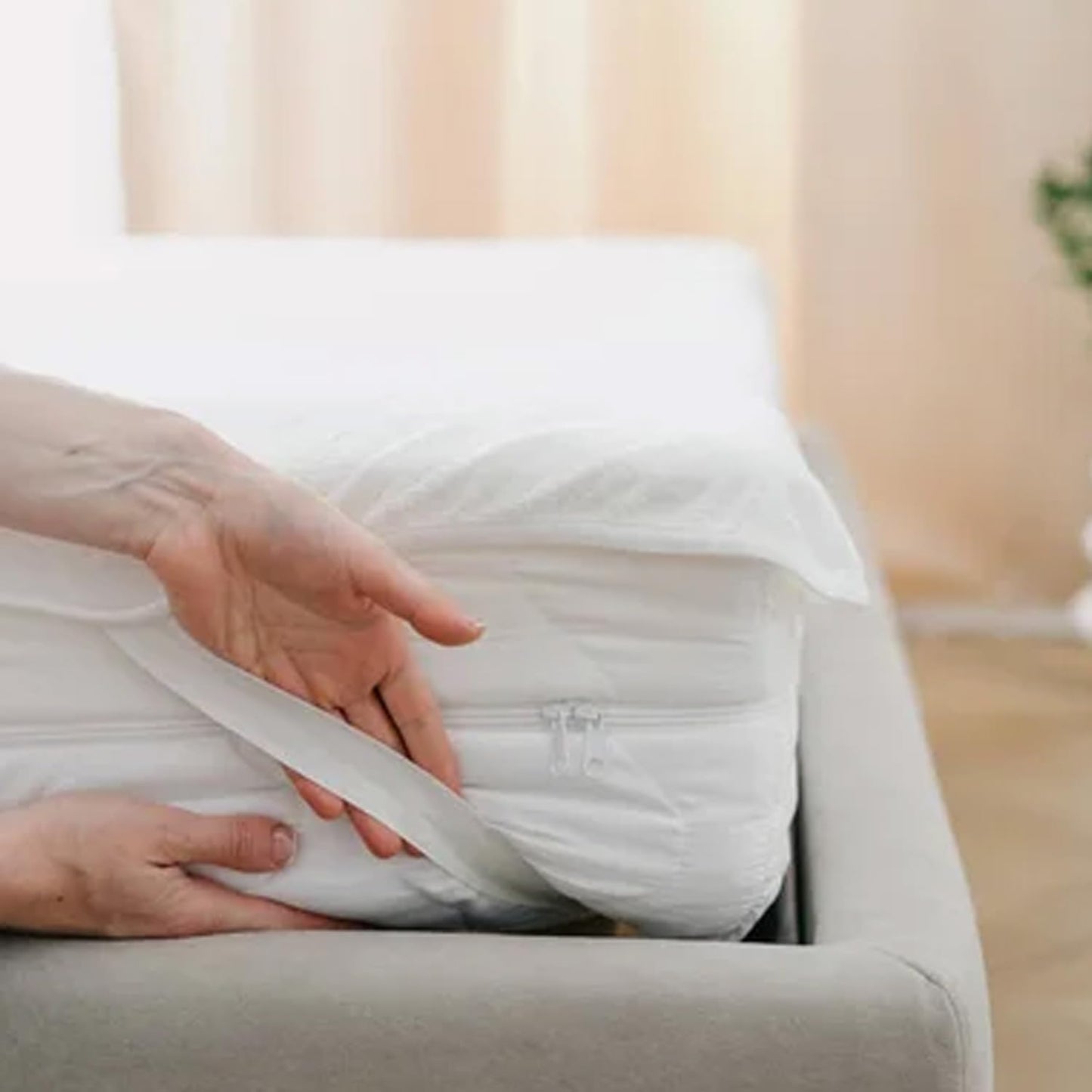 Mattress Topper | Soft & Fluffy Quilted Microfiber Mattress Protector | Firm, Foldable, Comfortable & Hypoallergenic Bed Topper