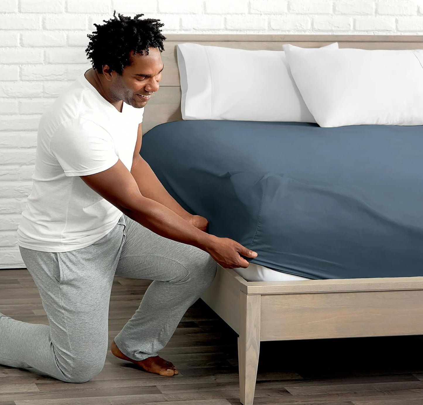 Fitted Bed Sheets | Deep Fit for Mattress Protection | Microfibre, Soft, and Durable Bed Sheets